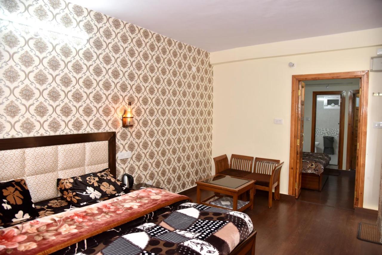 شيملا Samriti Apartments المظهر الخارجي الصورة